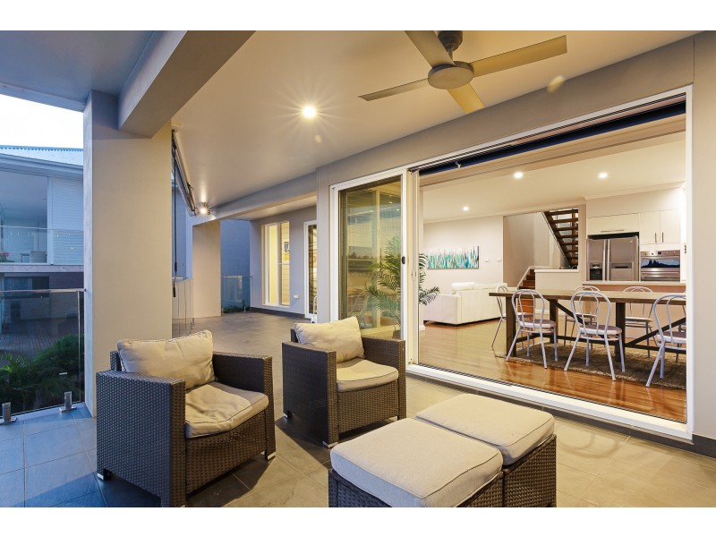 136 Sealand Road, Fishing Point NSW 2283