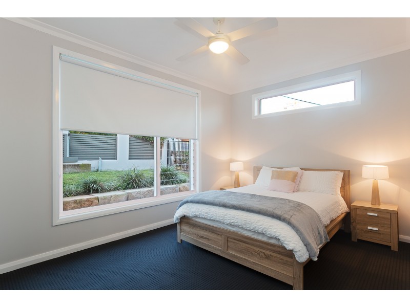 136 Sealand Road, Fishing Point NSW 2283