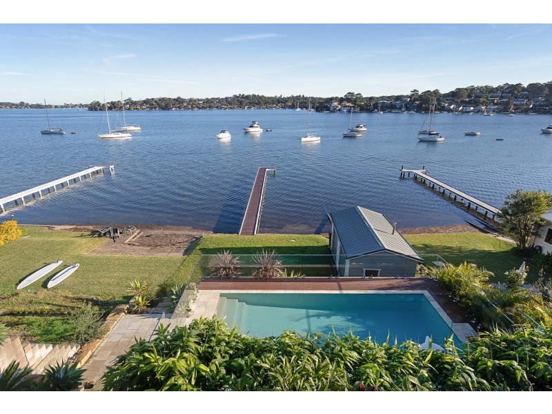 136 Sealand Road, Fishing Point NSW 2283