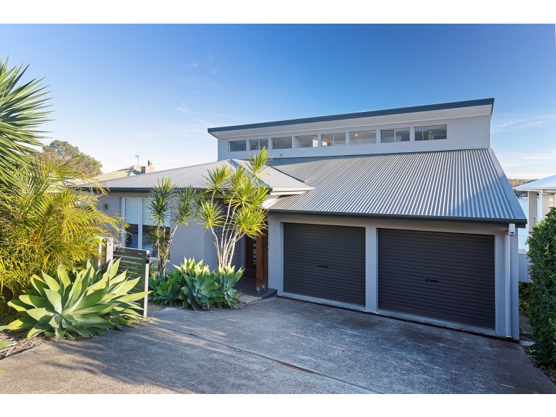 136 Sealand Road, Fishing Point NSW 2283