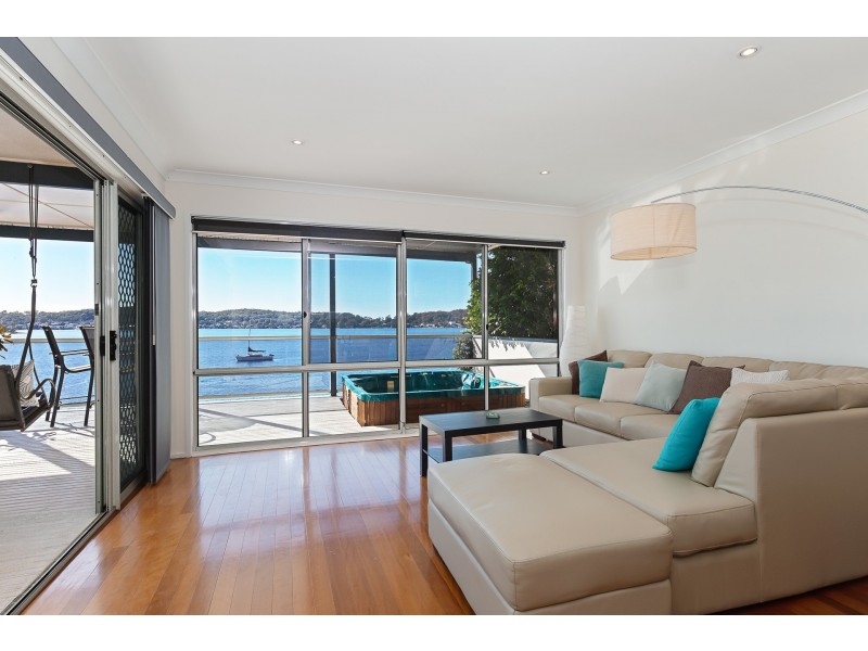 67 Fishing Point Road, Rathmines NSW 2283