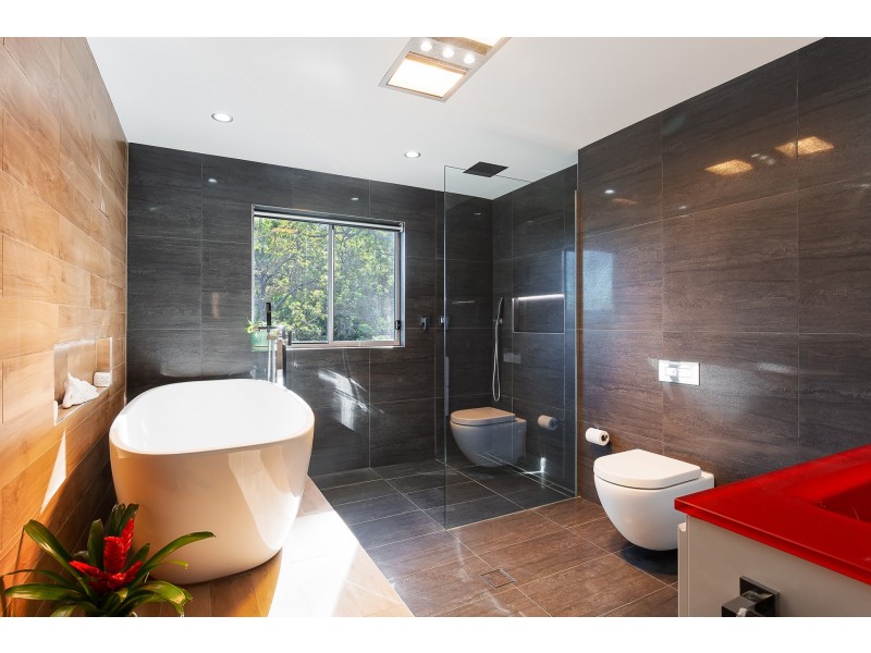 17 Coal Point Road, Coal Point NSW 2283