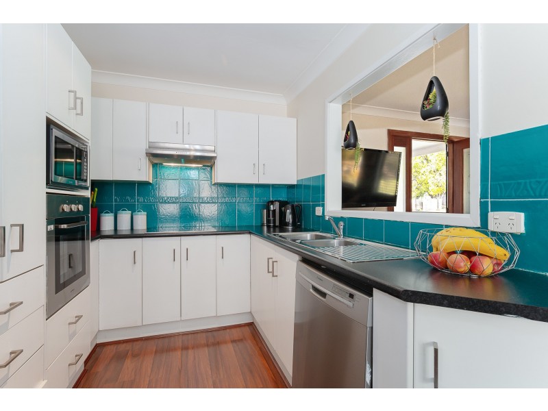 6 Quarry Road, Teralba NSW 2284