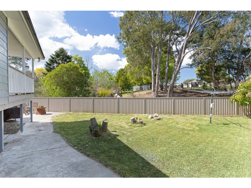 6 Quarry Road, Teralba NSW 2284