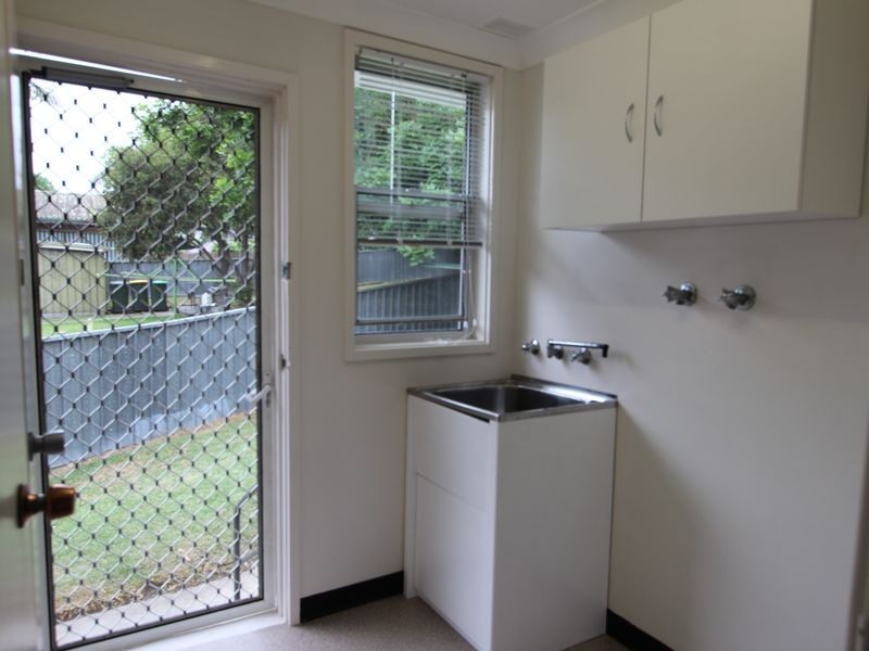 41 Park Parade, Booragul NSW 2284