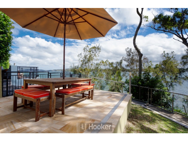 13a Coal Point Road, Coal Point NSW 2283