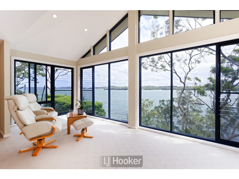 13a Coal Point Road, Coal Point NSW 2283
