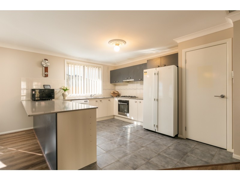 14 Cuffley Street, Buttaba NSW 2283