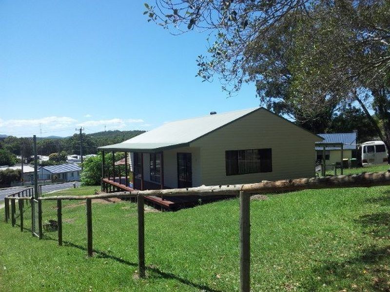 7 Dobell Drive, Wangi Wangi NSW 2267