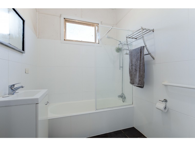 13 Prince Street, Fennell Bay NSW 2283
