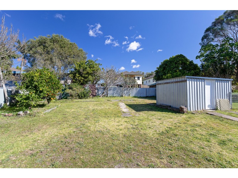 13 Prince Street, Fennell Bay NSW 2283