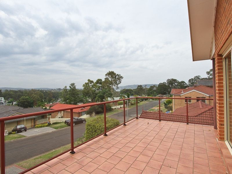 10 Canopus Close, Marmong Point NSW 2284