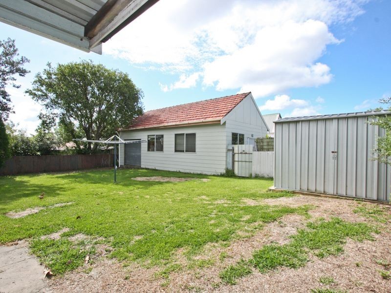 13 Arthur Street, Cardiff South NSW 2285