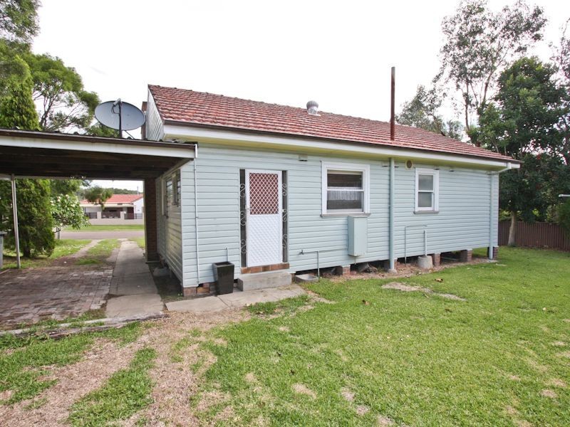 13 Arthur Street, Cardiff South NSW 2285