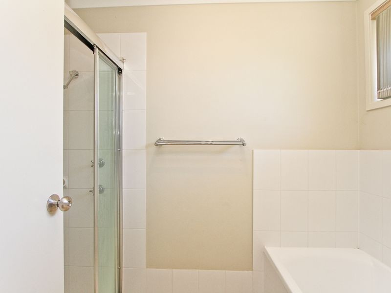 7 Harmony Crescent, Mount Hutton NSW 2290