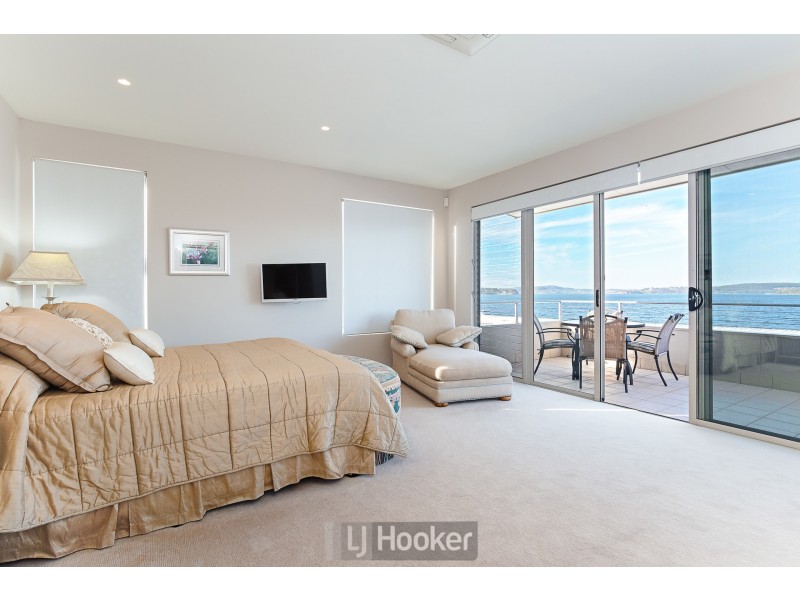 27 Excelsior Parade, Carey Bay NSW 2283