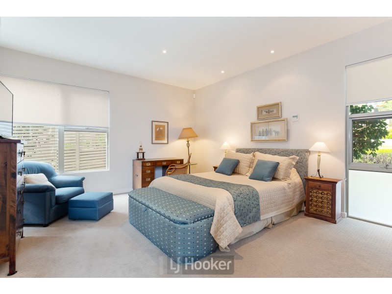 27 Excelsior Parade, Carey Bay NSW 2283