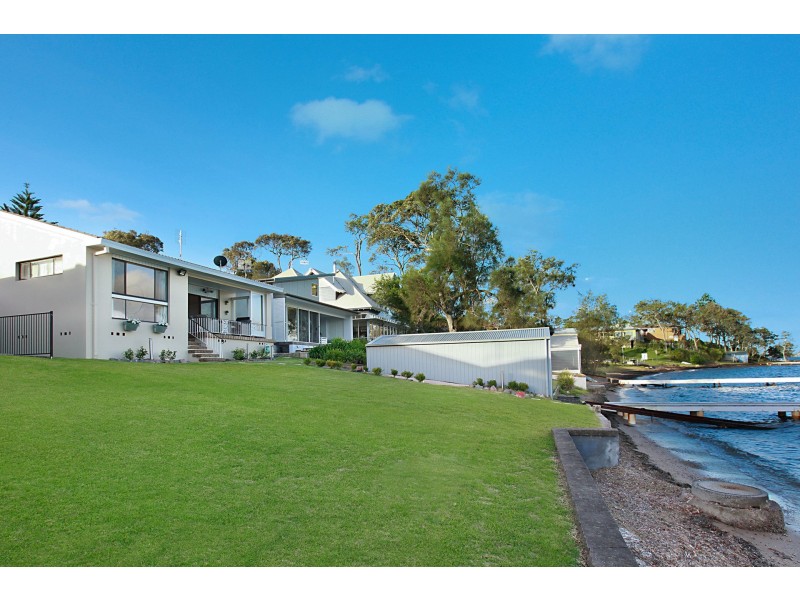 392 Skye Point Road, Coal Point NSW 2283