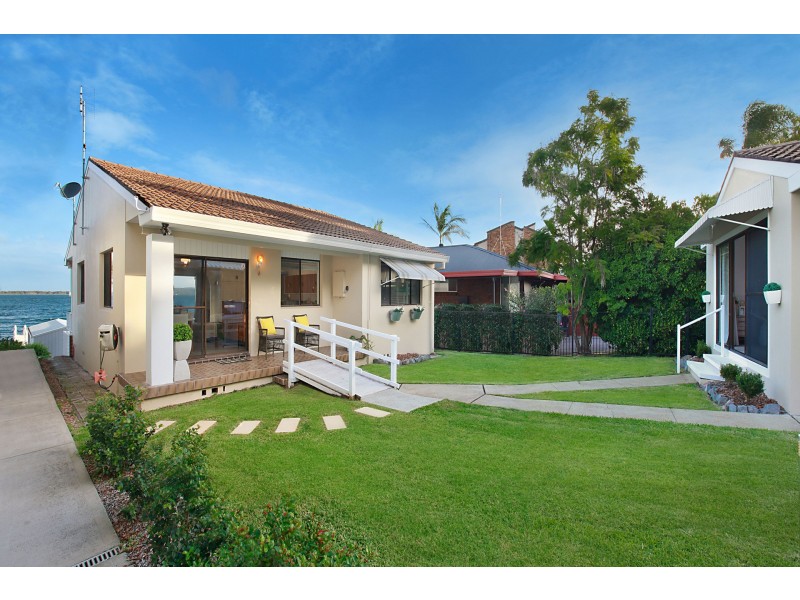 392 Skye Point Road, Coal Point NSW 2283