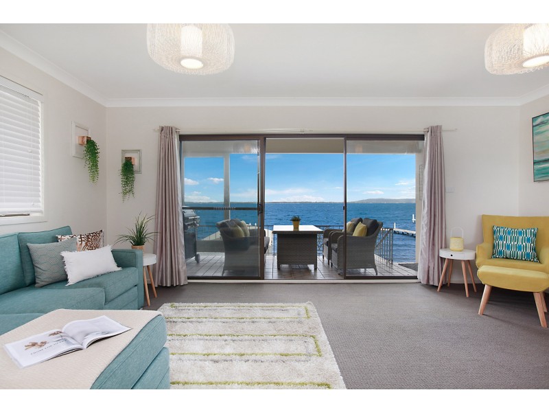 392 Skye Point Road, Coal Point NSW 2283