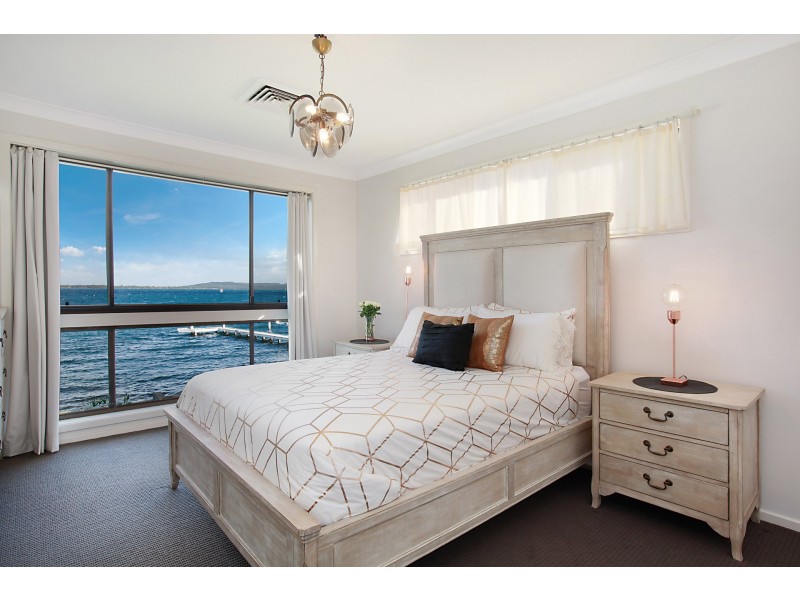 392 Skye Point Road, Coal Point NSW 2283