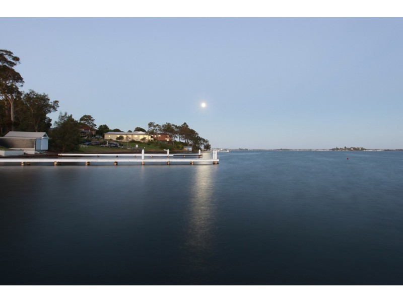 392 Skye Point Road, Coal Point NSW 2283