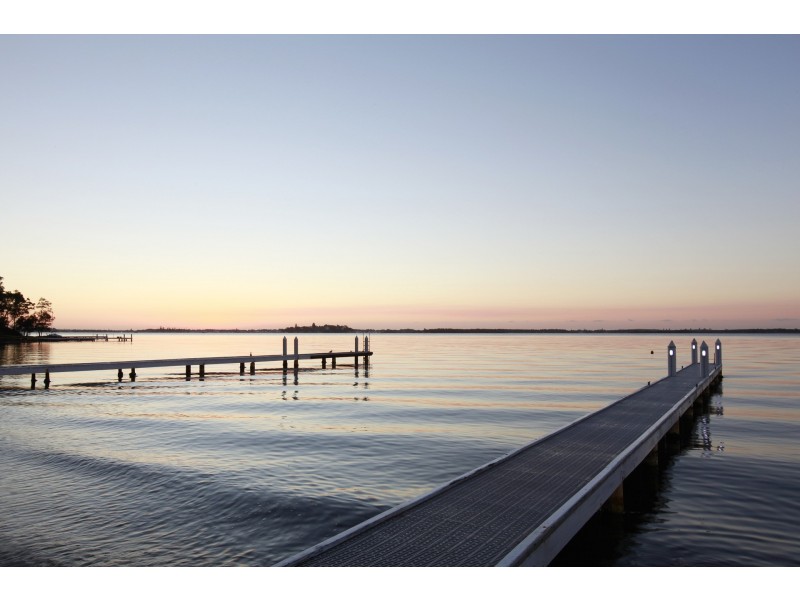 392 Skye Point Road, Coal Point NSW 2283