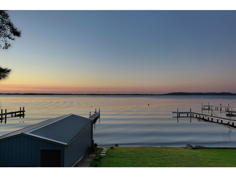 392 Skye Point Road, Coal Point NSW 2283