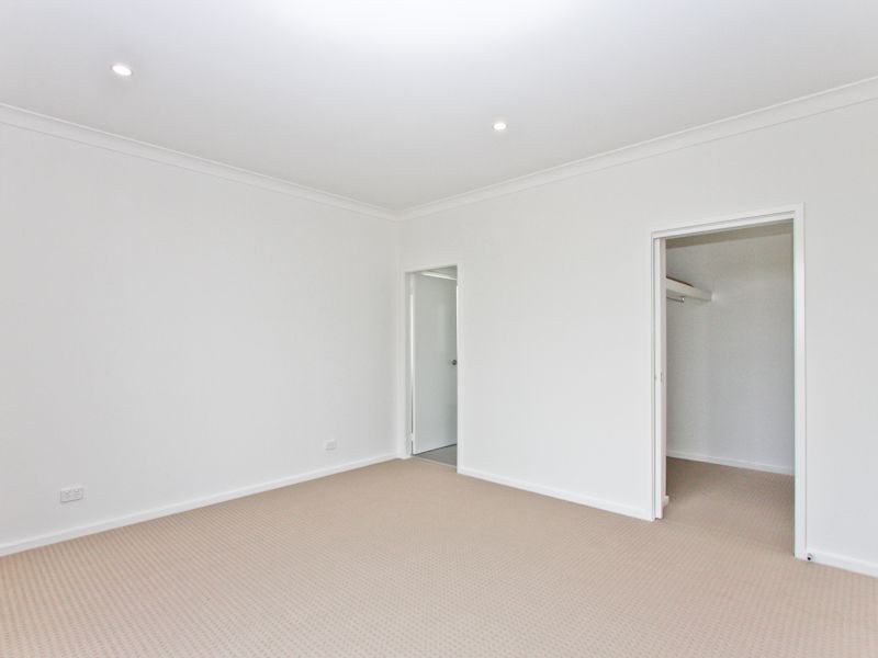 37 Seaside Circuit, Caves Beach NSW 2281