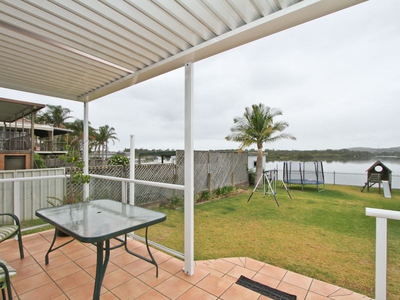 34 Edward Street, Fennell Bay NSW 2283