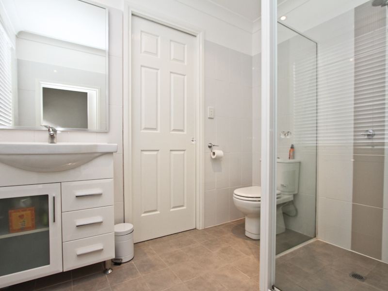 34 Edward Street, Fennell Bay NSW 2283