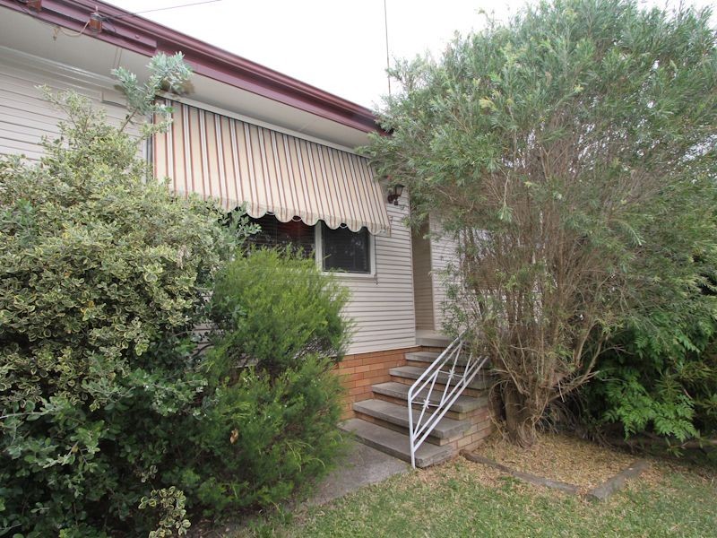 17 Merran Avenue, Charlestown NSW 2290