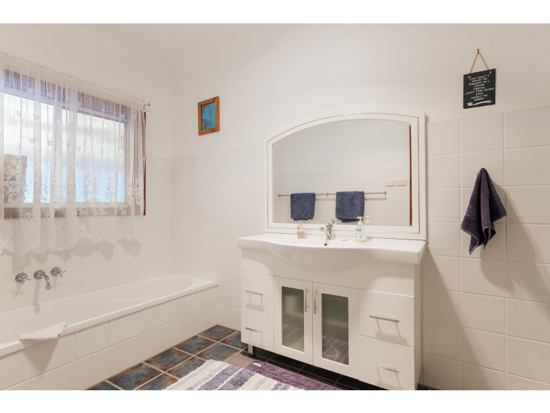24 Todmorden Road, Buttaba NSW 2283