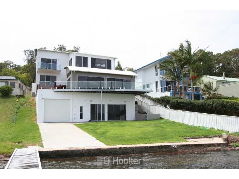 13 Killara Close, Coal Point NSW 2283