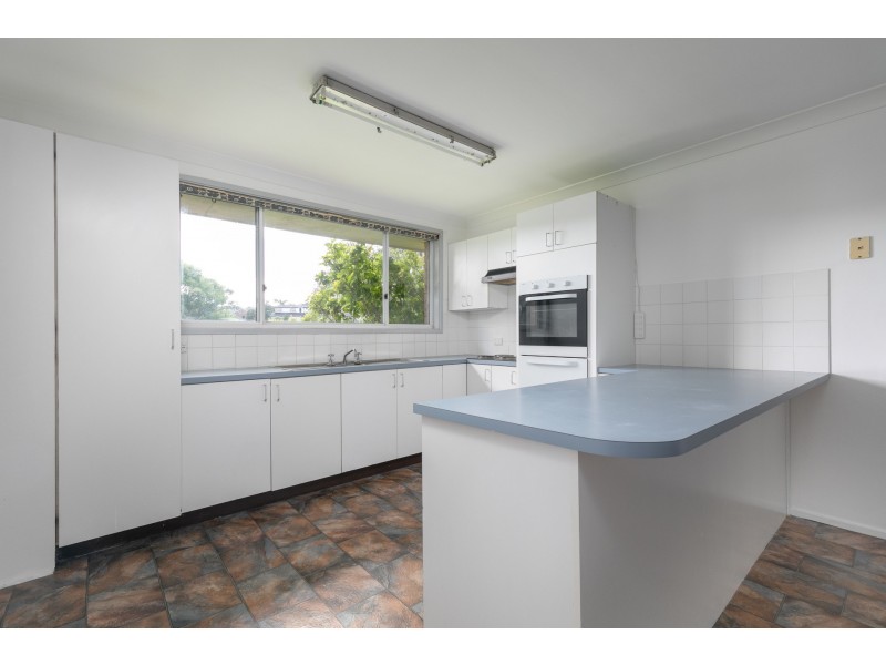 7 Suffolk Drive, Valentine NSW 2280