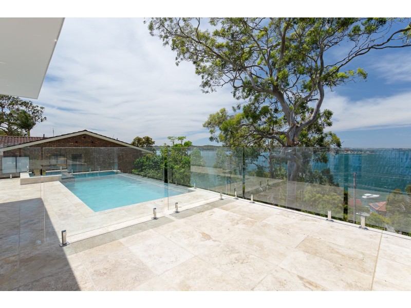 81 Sunlight Parade, Fishing Point NSW 2283