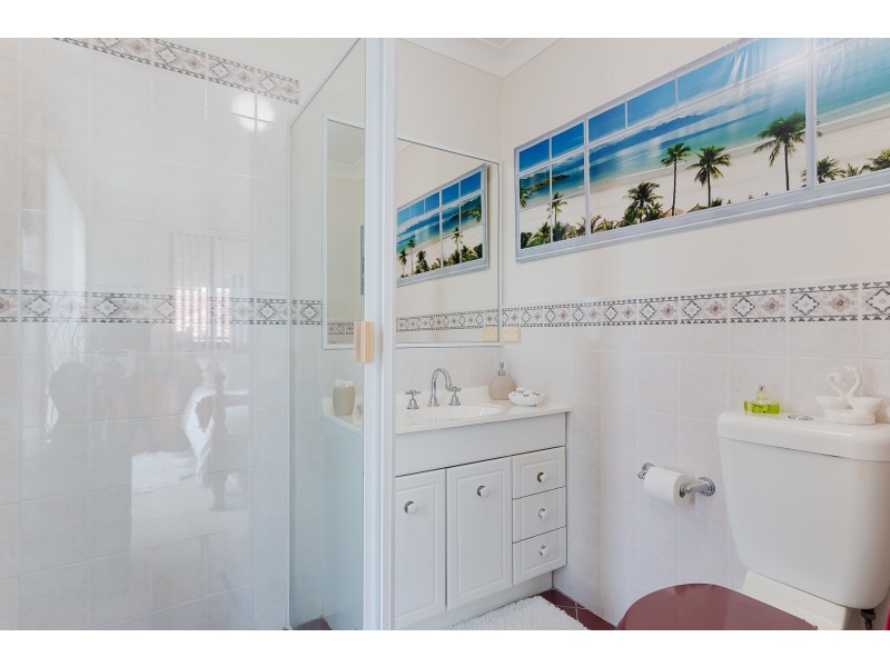 8 Express Circuit, Marmong Point NSW 2284