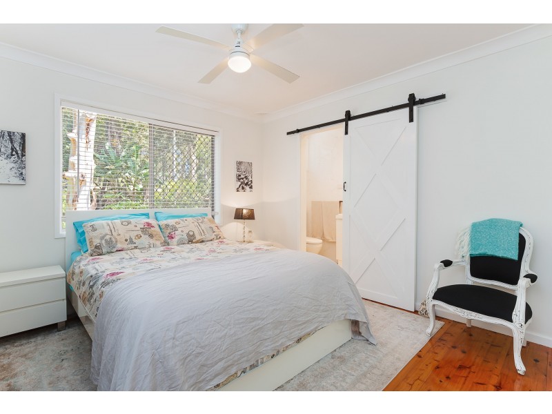 381 Coal Point Road, Coal Point NSW 2283