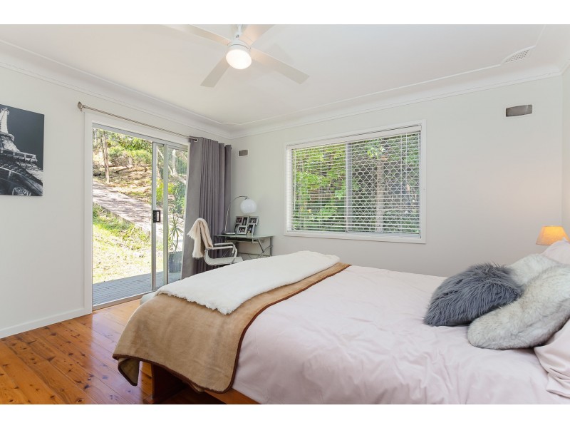 381 Coal Point Road, Coal Point NSW 2283