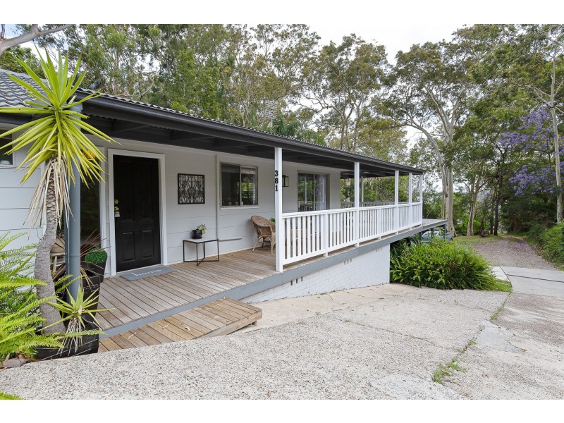 381 Coal Point Road, Coal Point NSW 2283