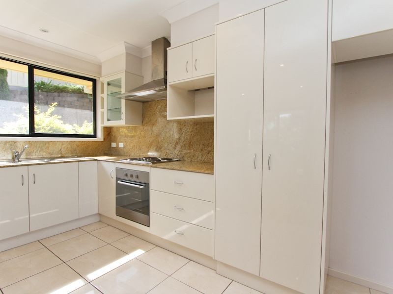 516 The Esplanade, Warners Bay NSW 2282