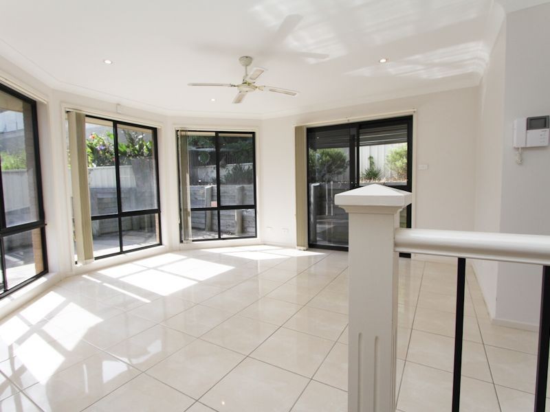 516 The Esplanade, Warners Bay NSW 2282