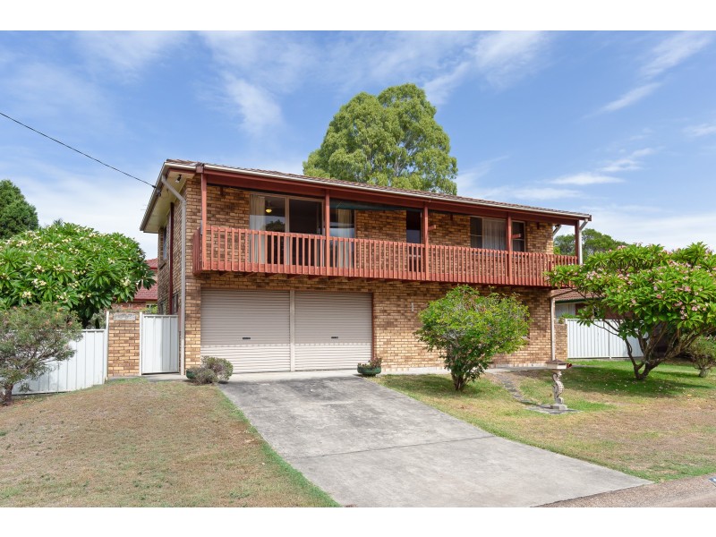 1 Angela Close, Carey Bay NSW 2283