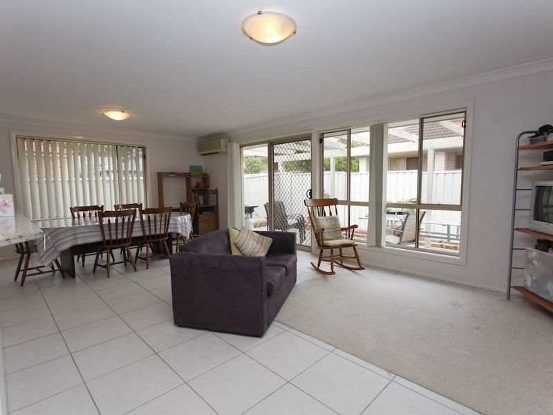 6 Wildwood Way, Valentine NSW 2280