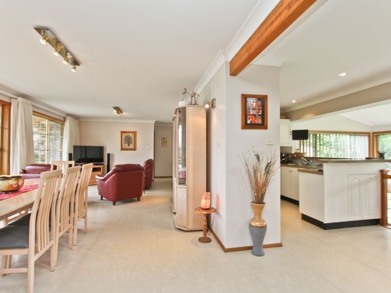 28 Valentine Crescent, Valentine NSW 2280