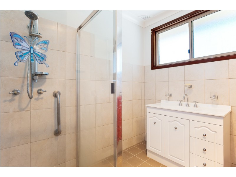 13 Noorumba Close, Toronto NSW 2283