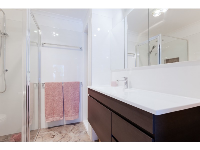 1 Lakeview Road, Kilaben Bay NSW 2283