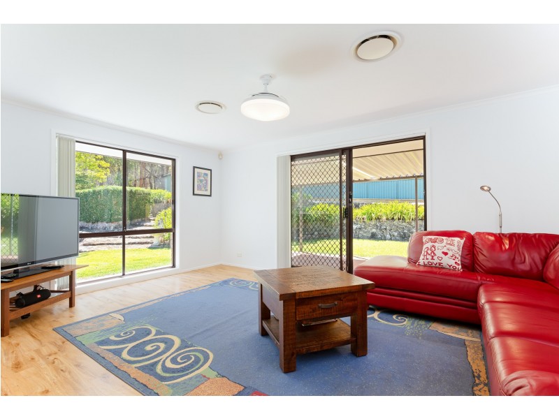 1 Lakeview Road, Kilaben Bay NSW 2283