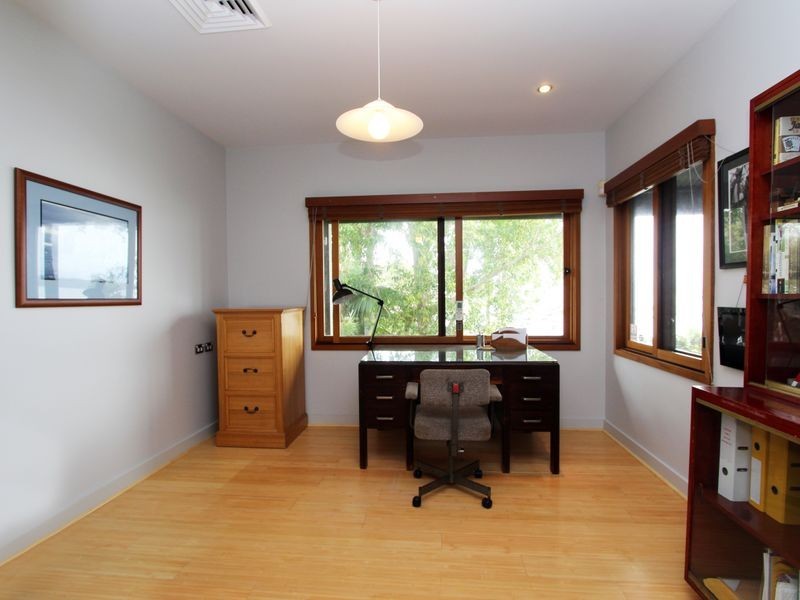 270 Skye Point Road, Coal Point NSW 2283