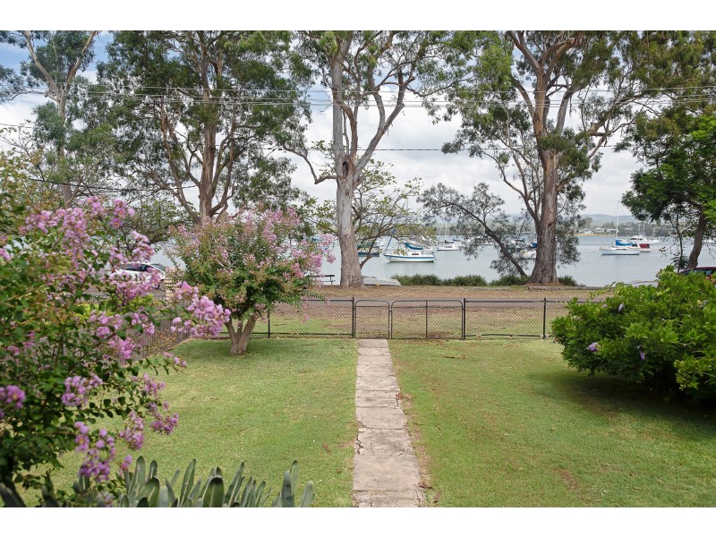 131 Bay Road, Bolton Point NSW 2283